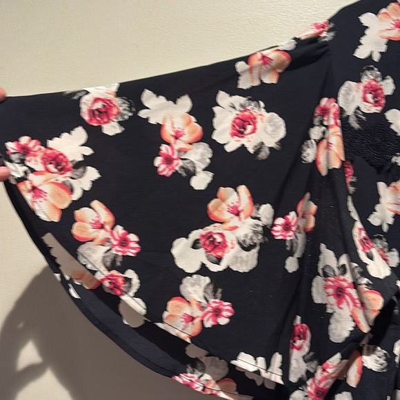 Navy with pink floral blouse - Picture 3 of 7